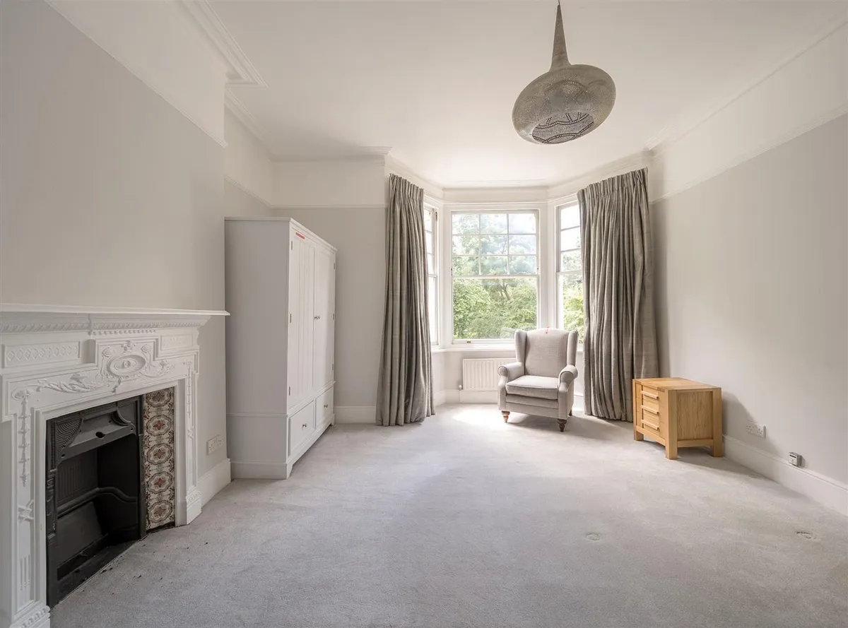 Kingswood Avenue, NW6