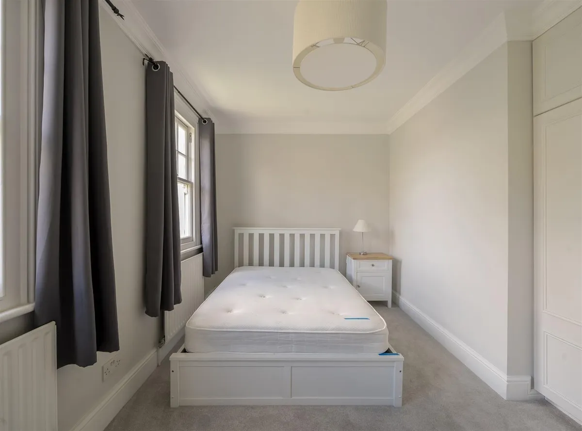 Kingswood Avenue, NW6