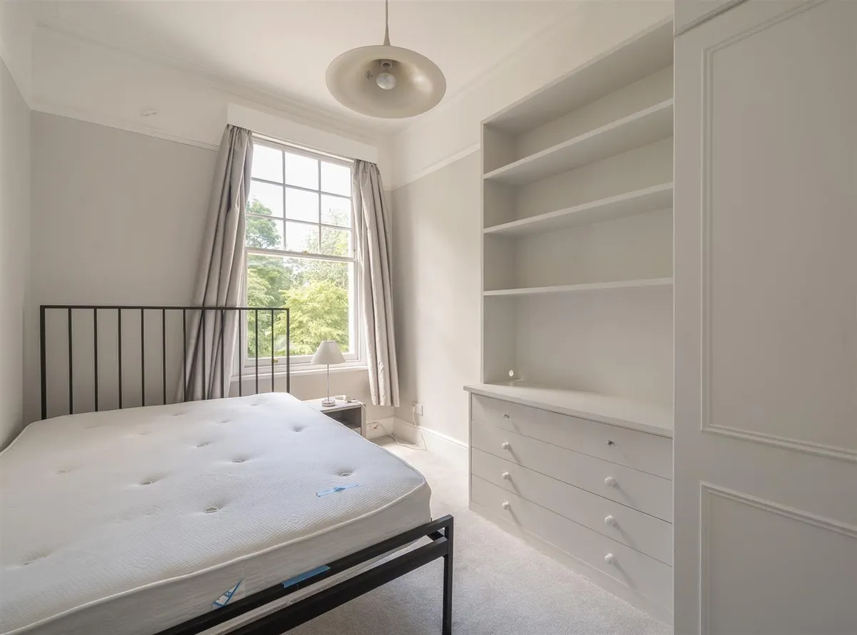 Kingswood Avenue, NW6