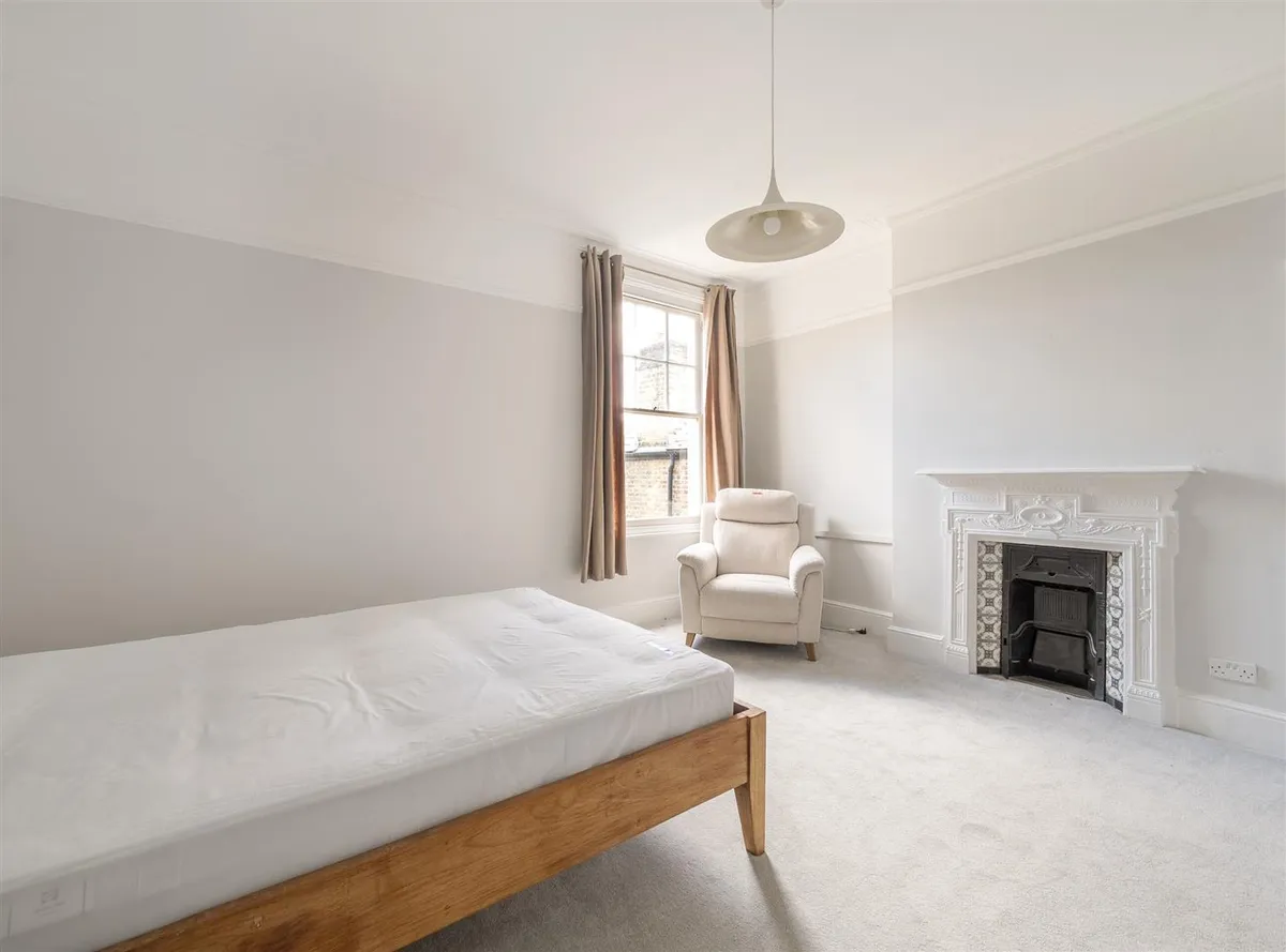 Kingswood Avenue, NW6