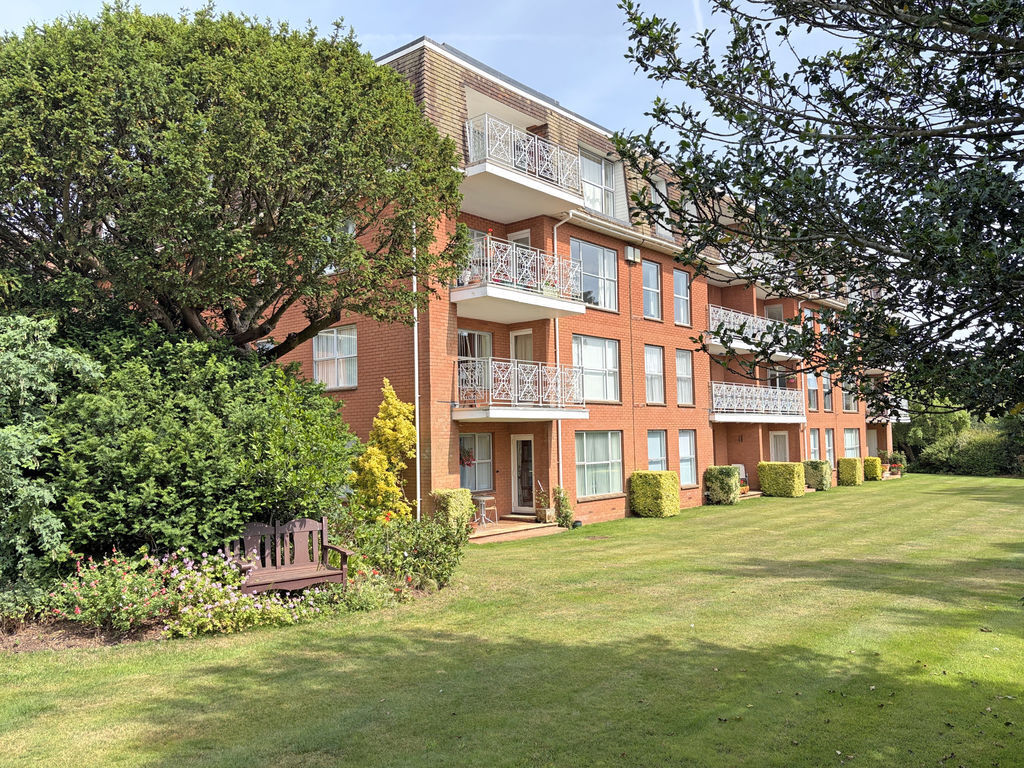 Manor Road, Sidmouth Image 1