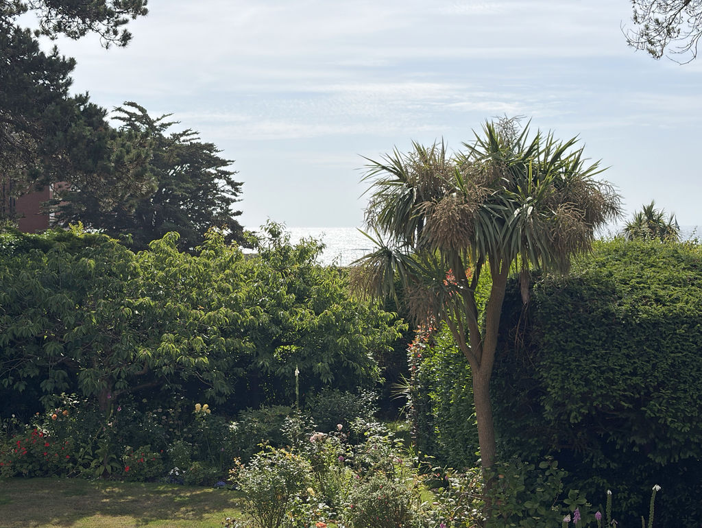 Manor Road, Sidmouth Image 3
