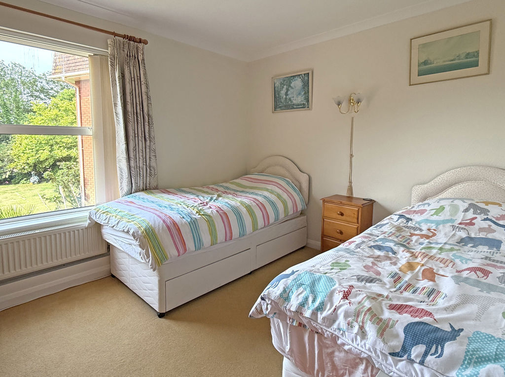 Manor Road, Sidmouth Image 12