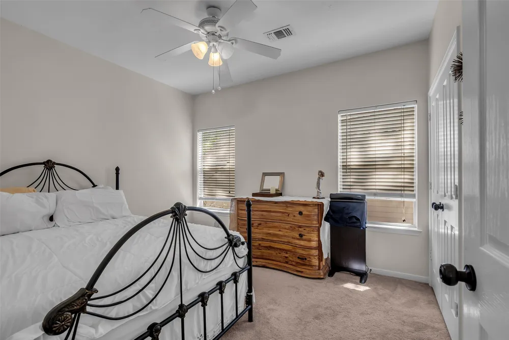 55 S Bethany Bend Circle, The Woodlands, TX 77382