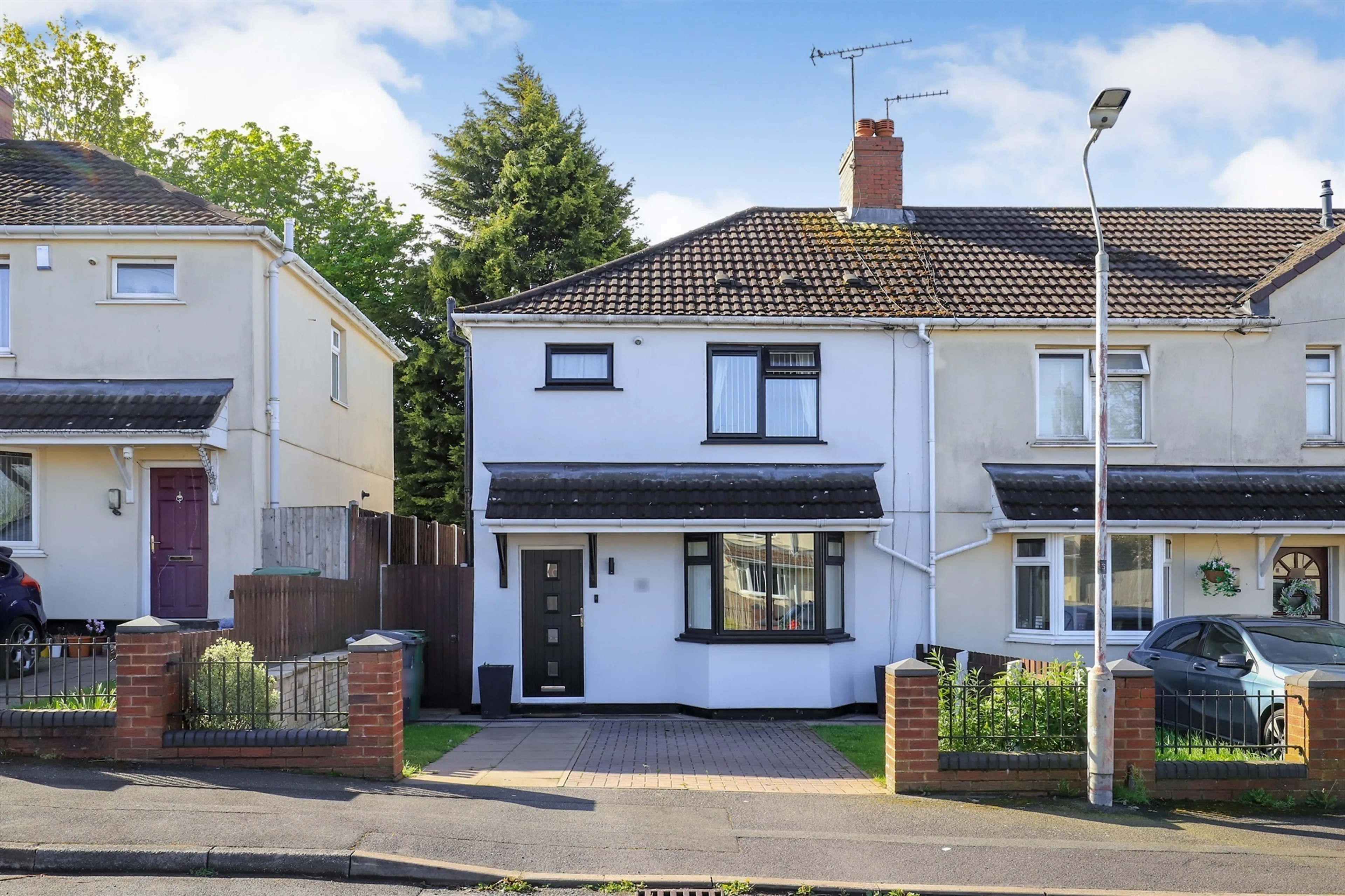 Property photo 0
