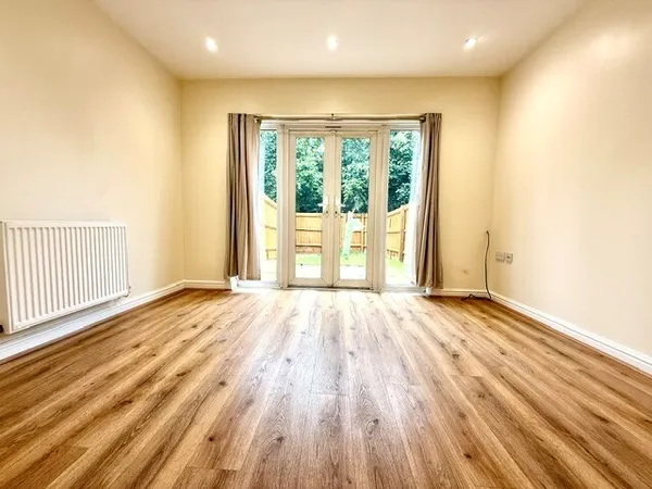 Blackthorn Road, Ilford, IG1