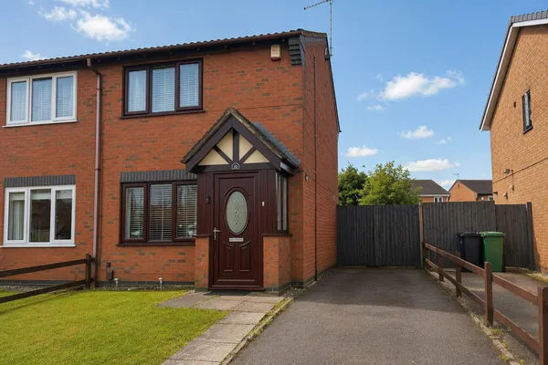 Irvine Close, Stenson Fields DE24 3HS