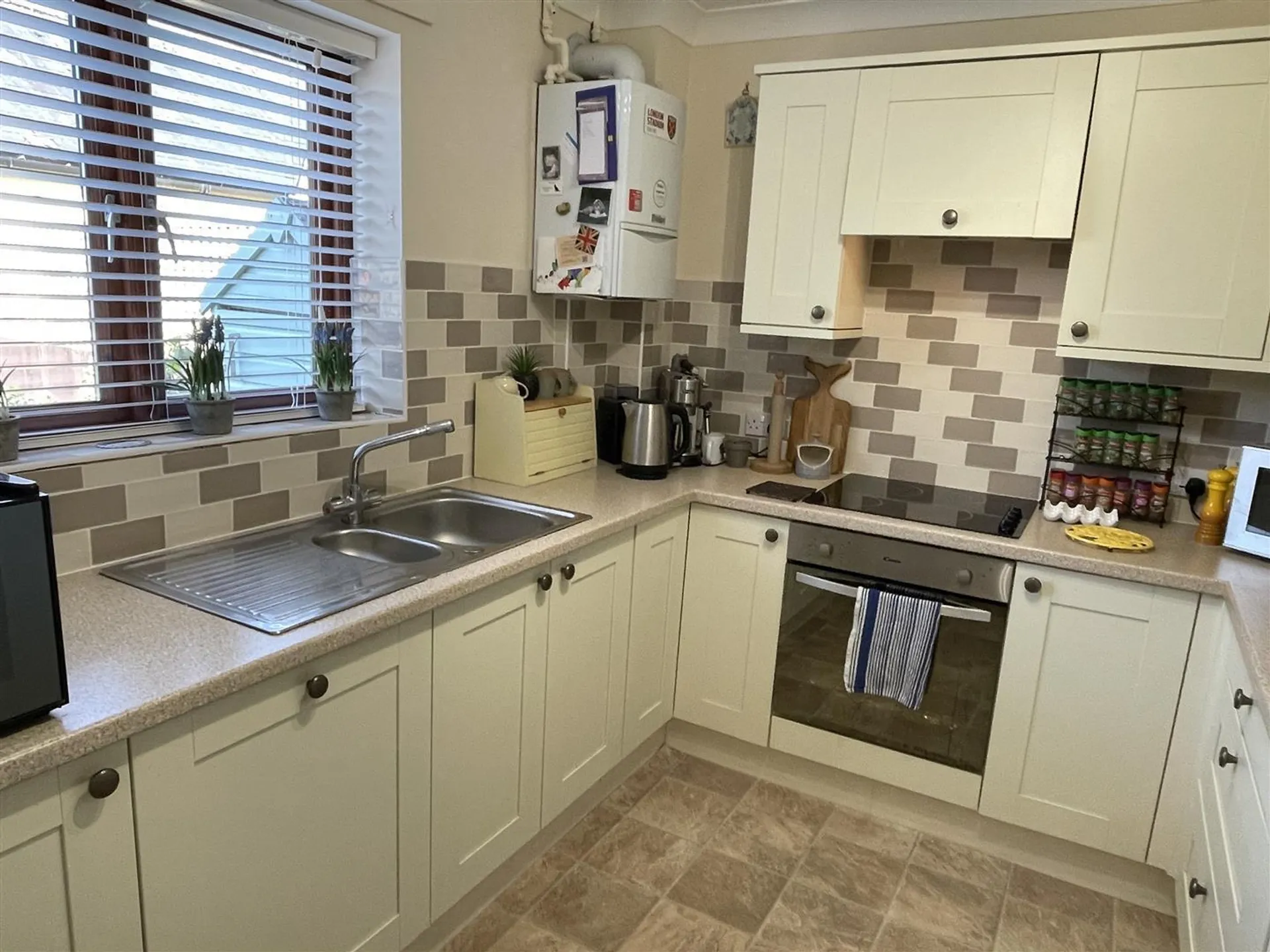 Property photo top 1