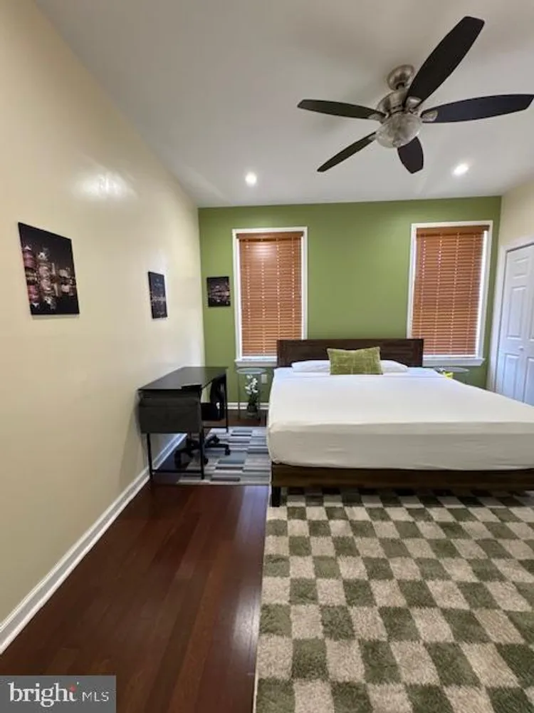 1238 S 31st St, Philadelphia, PA 19146