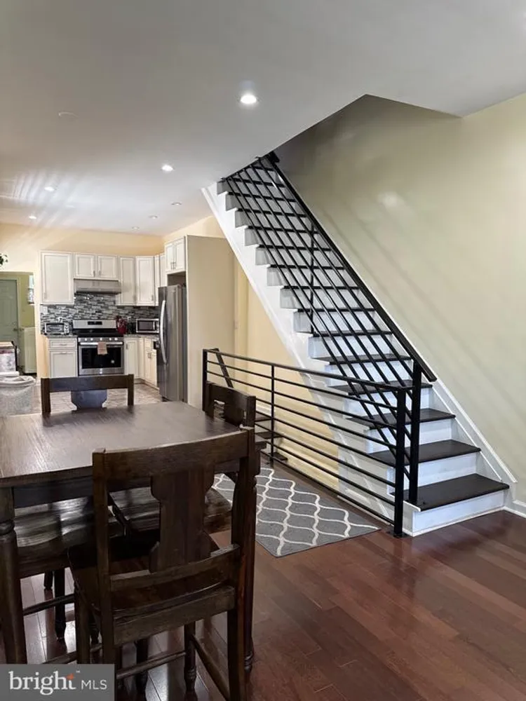 1238 S 31st St, Philadelphia, PA 19146
