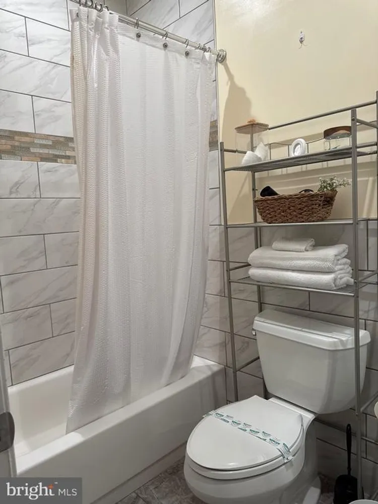 1238 S 31st St, Philadelphia, PA 19146