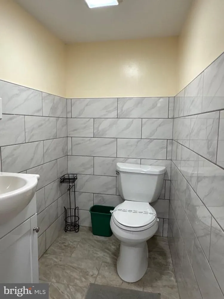 1238 S 31st St, Philadelphia, PA 19146