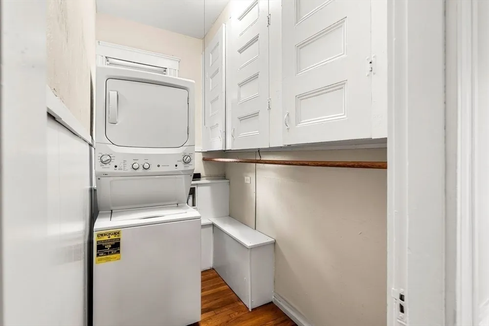 18 Cliff St, Salem, MA 01970