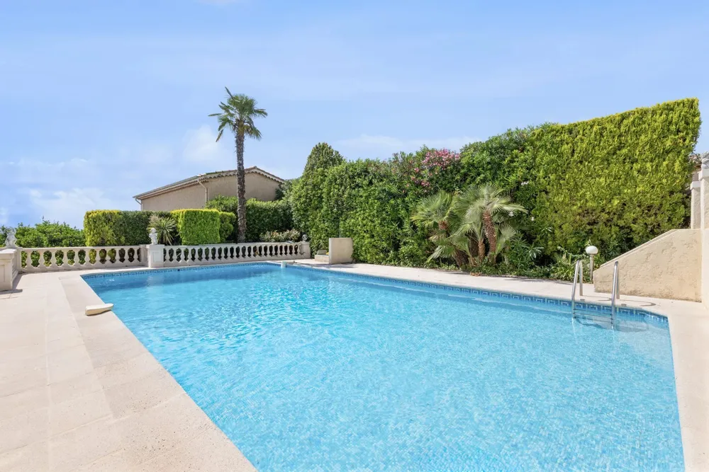 Golfe-Juan, 06220, France
