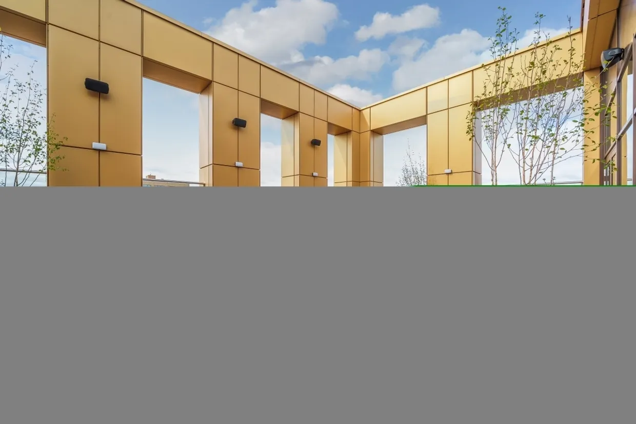 Grenan Square Greenford UB6 photo 12