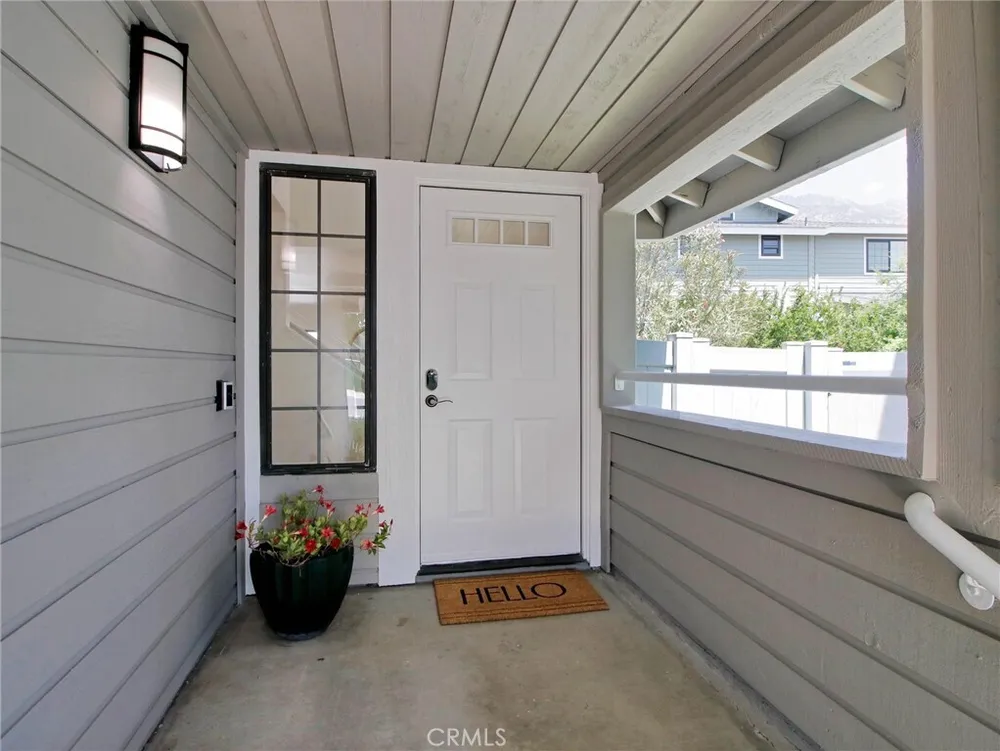 1520 Creekside Ct, Pasadena, CA 91107
