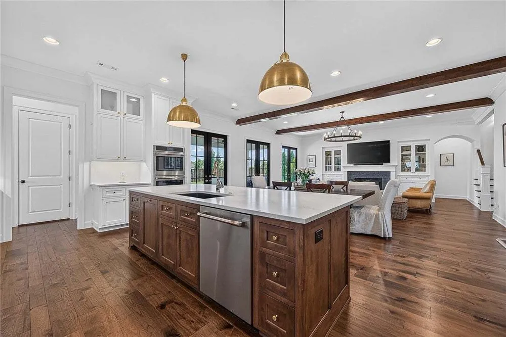 4301 S 86th St, Bentonville, AR 72713