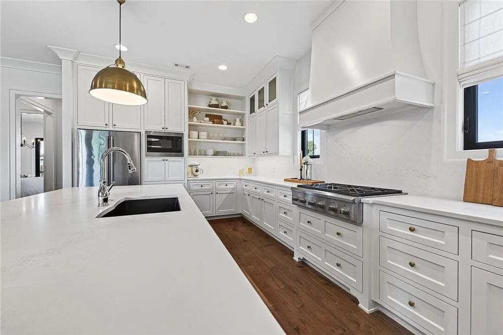 4301 S 86th St, Bentonville, AR 72713