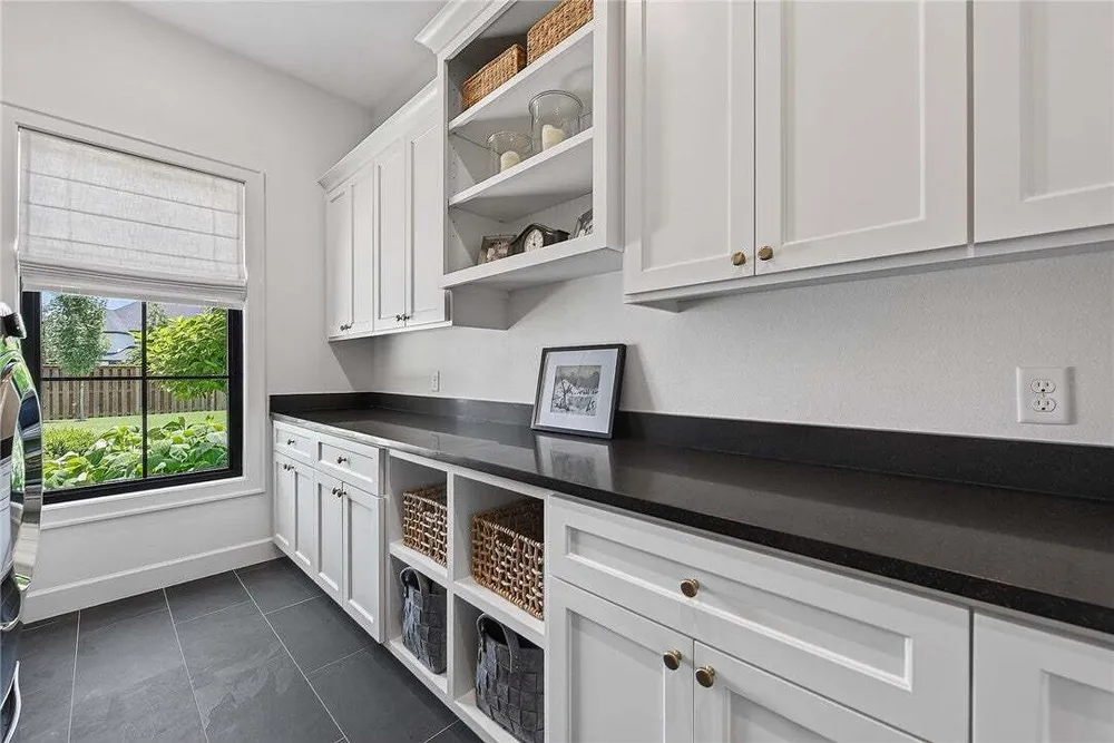 4301 S 86th St, Bentonville, AR 72713