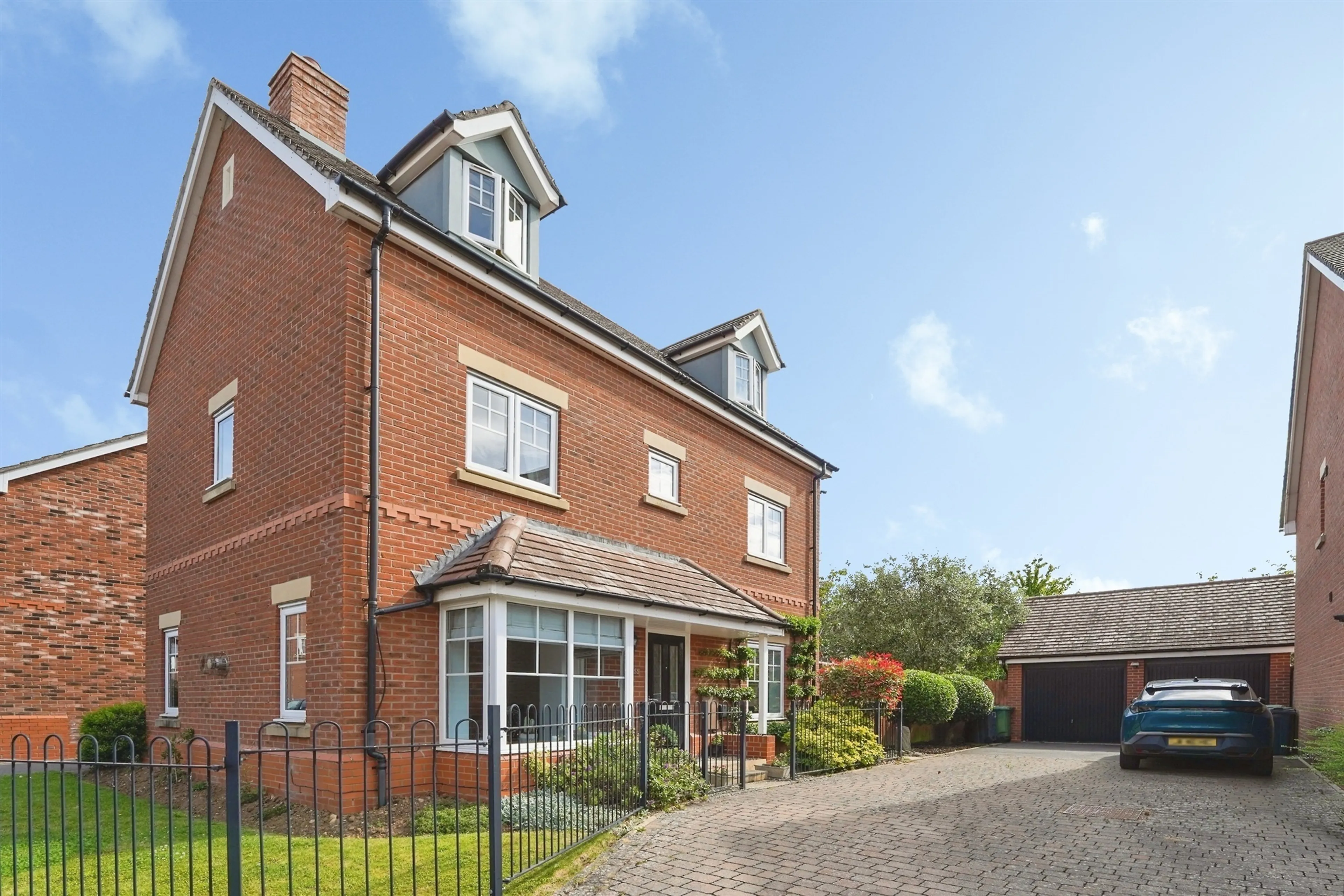 Property photo 0