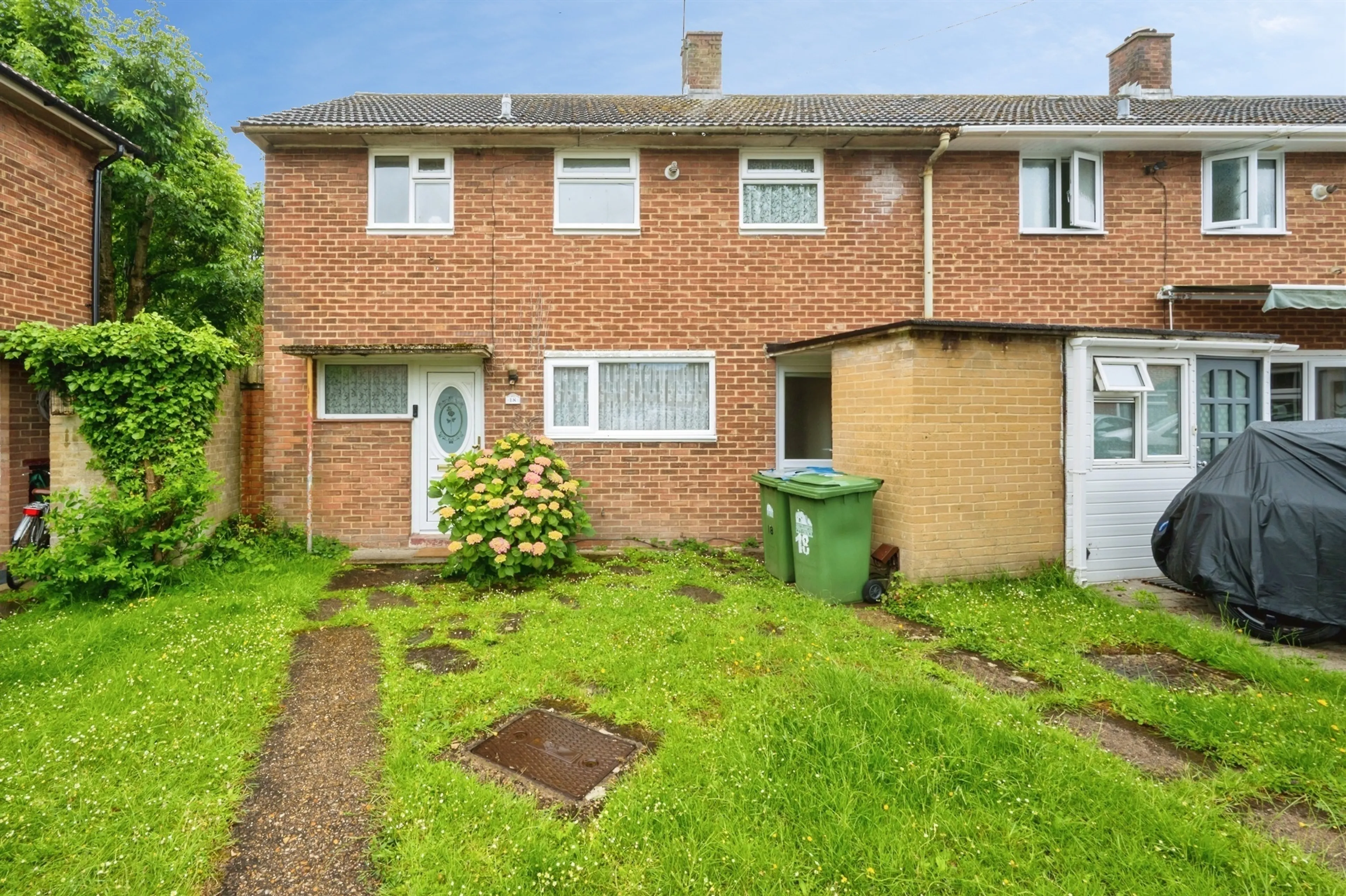 Property photo 0