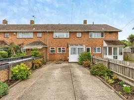 Laburnum Crescent, Hythe, Southampton photo