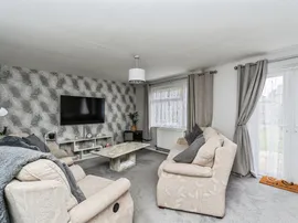Laburnum Crescent, Hythe, Southampton thumb 3