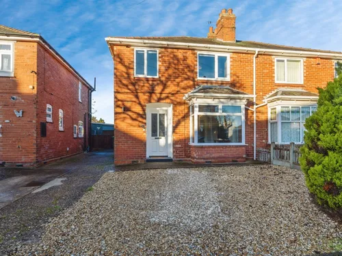 Roydon Grove, Lincolnphoto