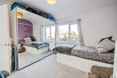 Roydon Grove, Lincoln
