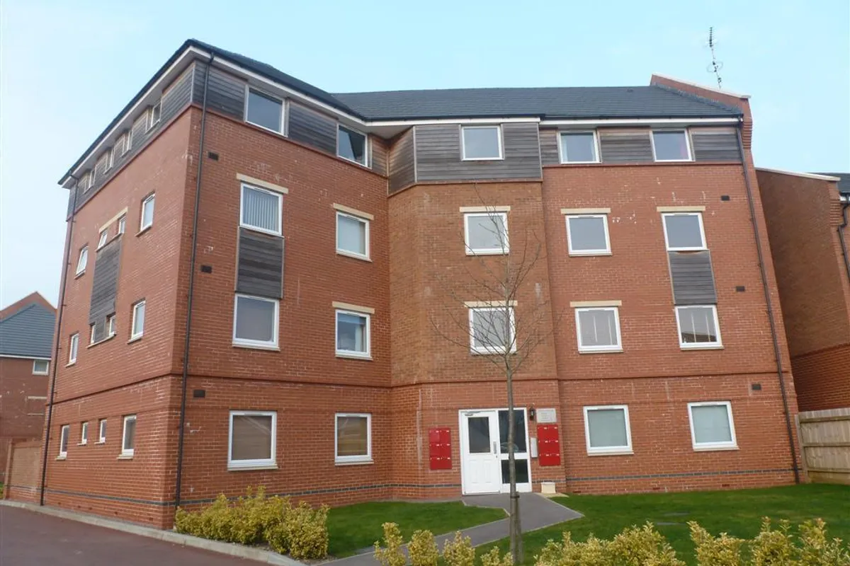Celsus Grove, SWINDON