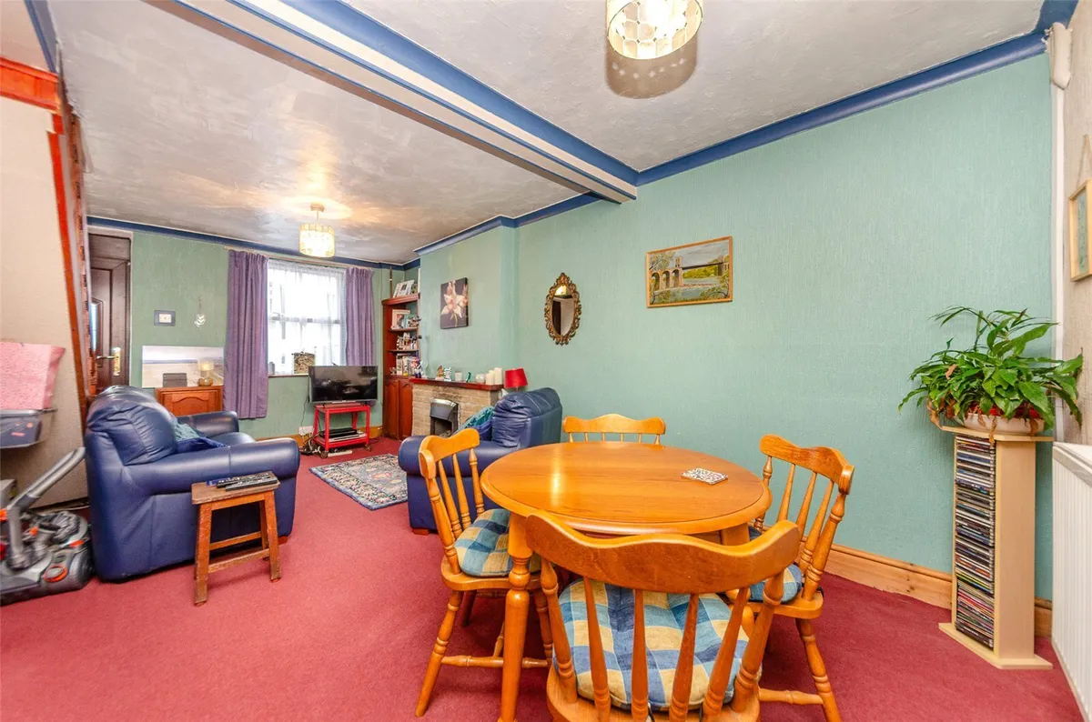 Victoria Square, Bangor, Gwynedd, LL57