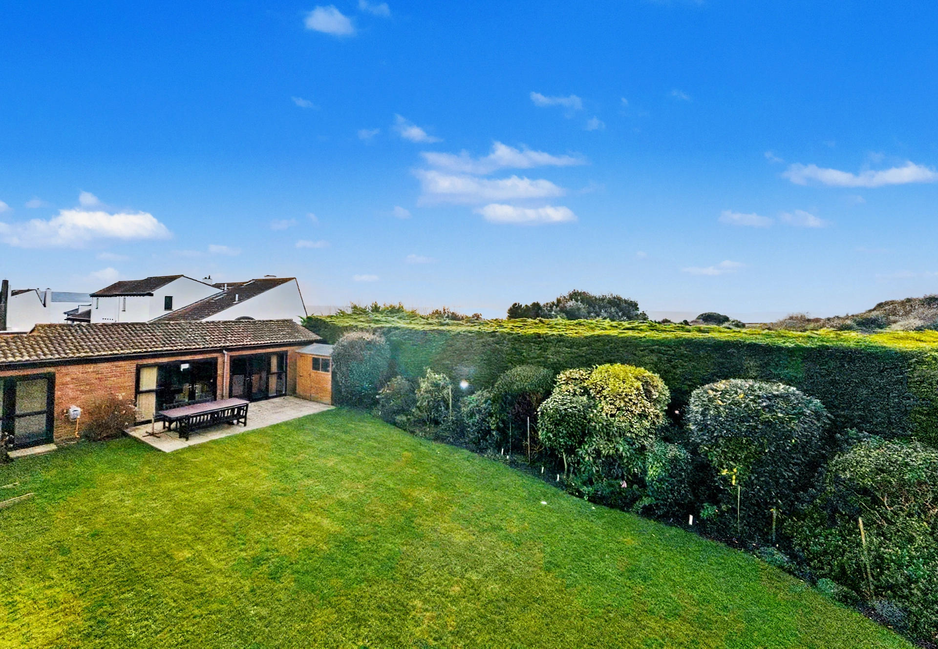 Homegrange House, Milford on Sea Image 5