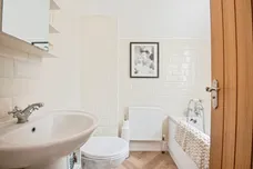 Tudor Court, Bassingbourn, Royston