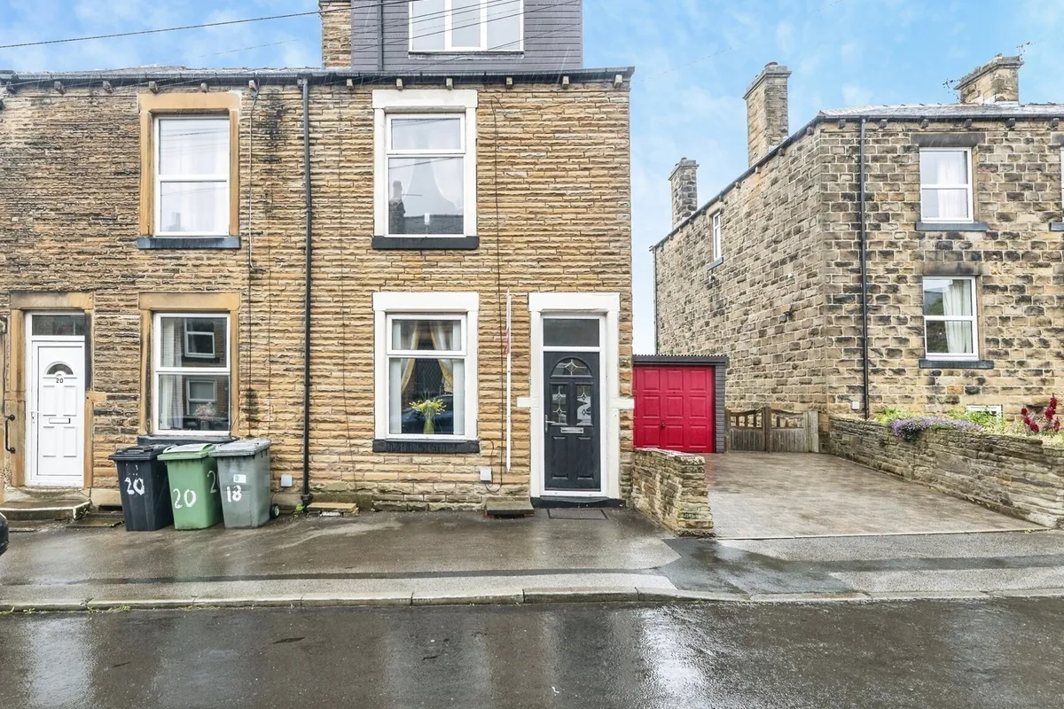 Chapel Street, Tingley, WAKEFIELD