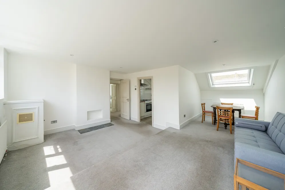 Cologne Road, London, SW11 photo 5