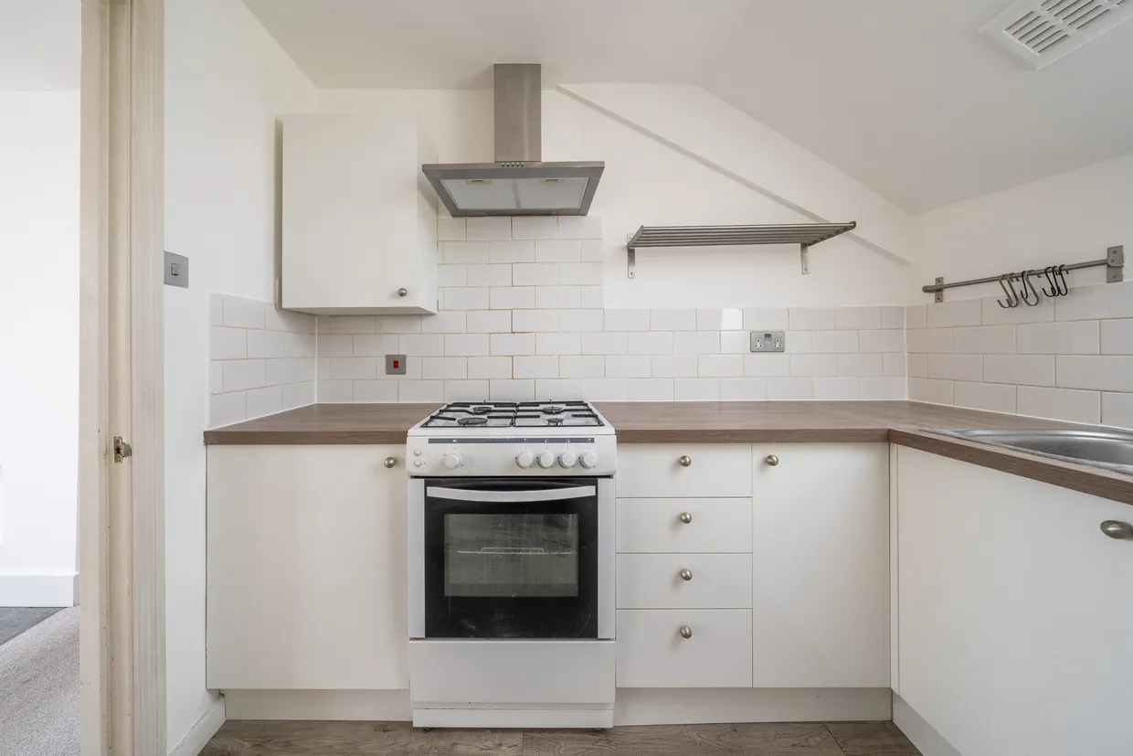 Cologne Road, London, SW11 photo 12