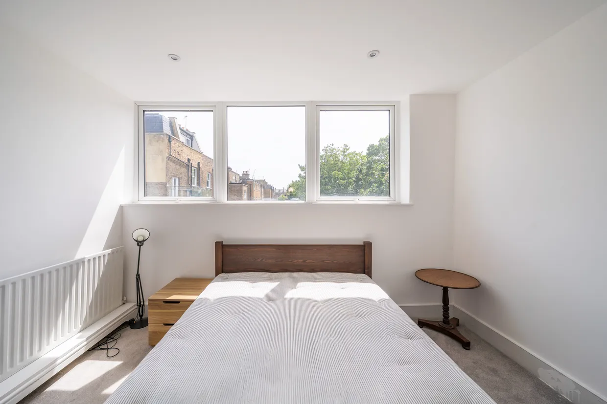 Cologne Road, London, SW11 photo 14