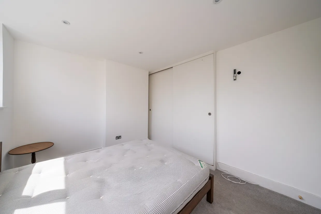 Cologne Road, London, SW11 photo 15