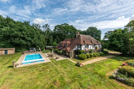 Mole Street, Ockley, RH5