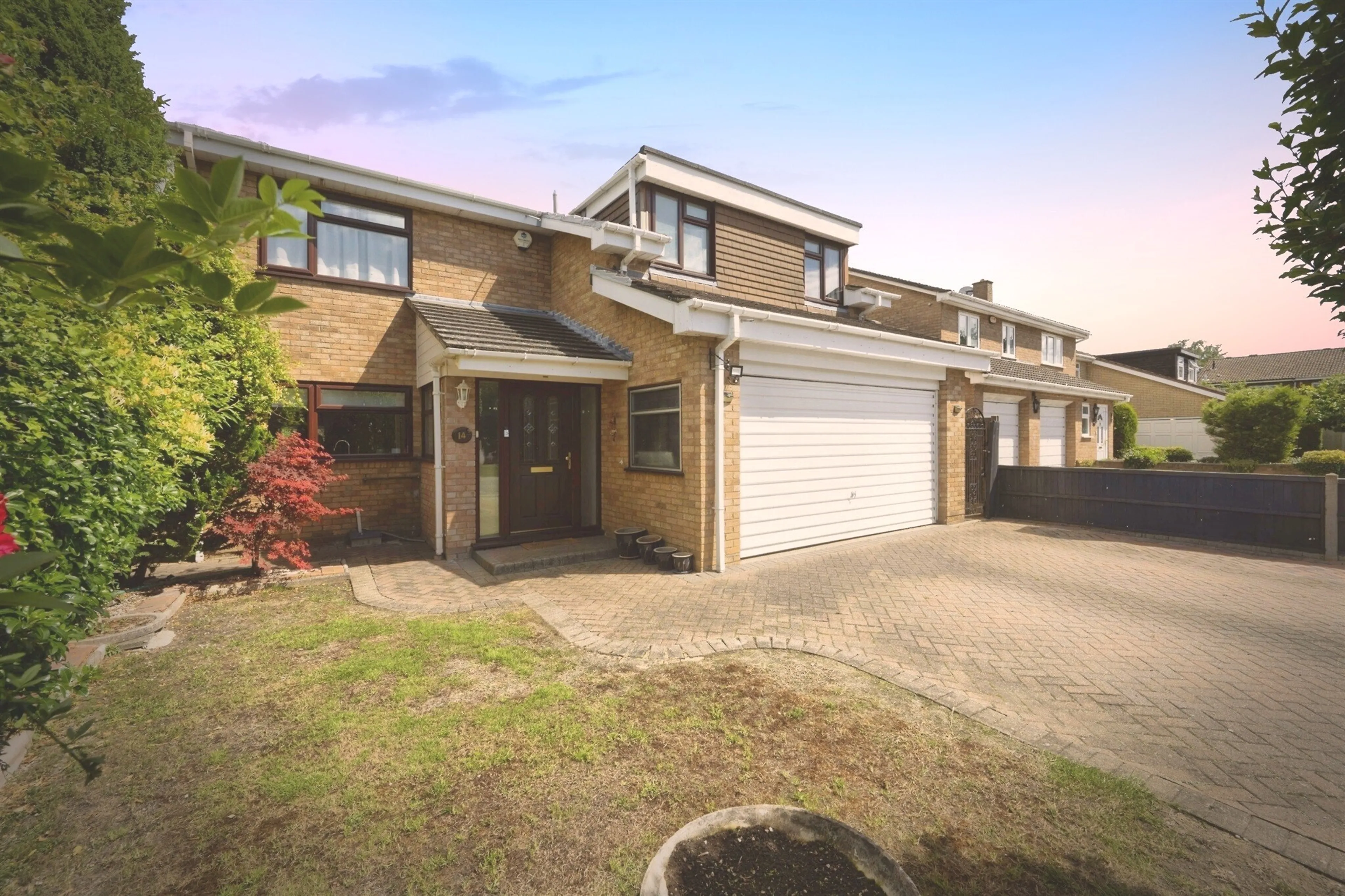 Property photo 0