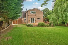 Camperdown, Maidenhead, SL6 photo 2