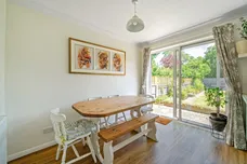 Ember Gardens, Thames Ditton KT7 photo 6