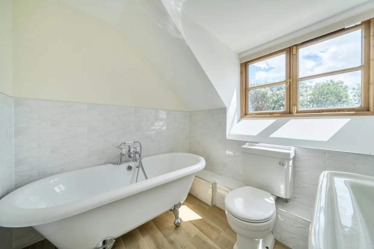Fosse Way, Combrook, CV35 photo 8
