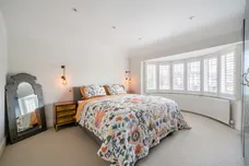 Ember Gardens, Thames Ditton KT7 photo 7