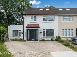 Barton Green, New Malden photo