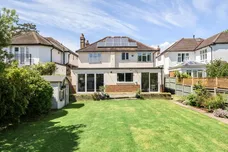 Ember Gardens, Thames Ditton KT7 photo 11