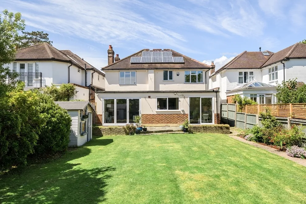 Ember Gardens, Thames Ditton KT7 photo 11