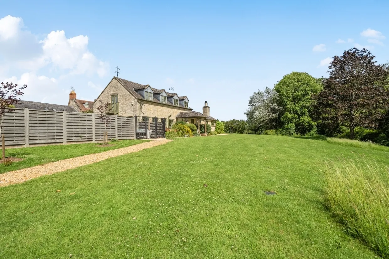 Fosse Way, Combrook, CV35 photo 19
