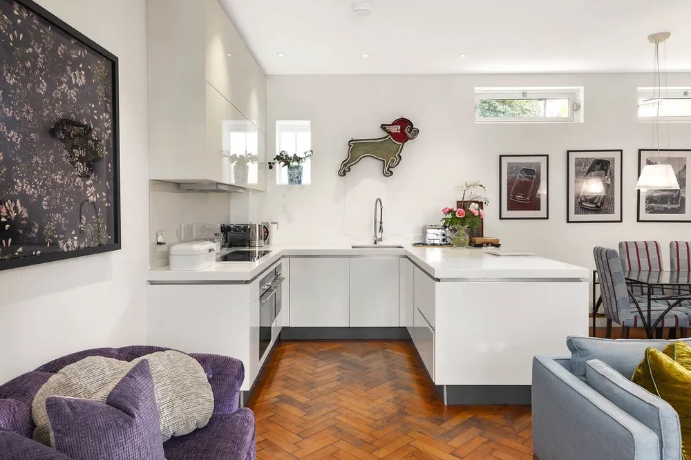 Kersley Mews, London, SW11