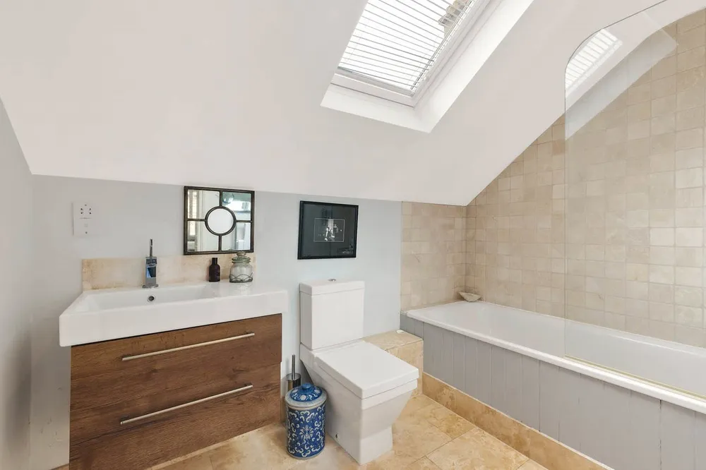Kersley Mews, London, SW11